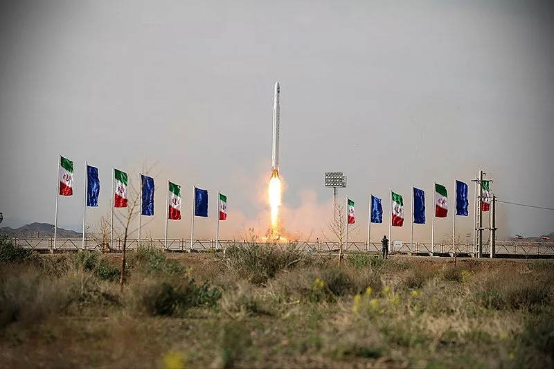 Qased satellite carrier