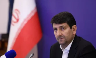 Iranian Minister Calls for Internet Filtering Policy Review