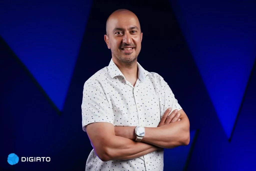 Shahin Tabari, Chairman of the Board of Chargoon